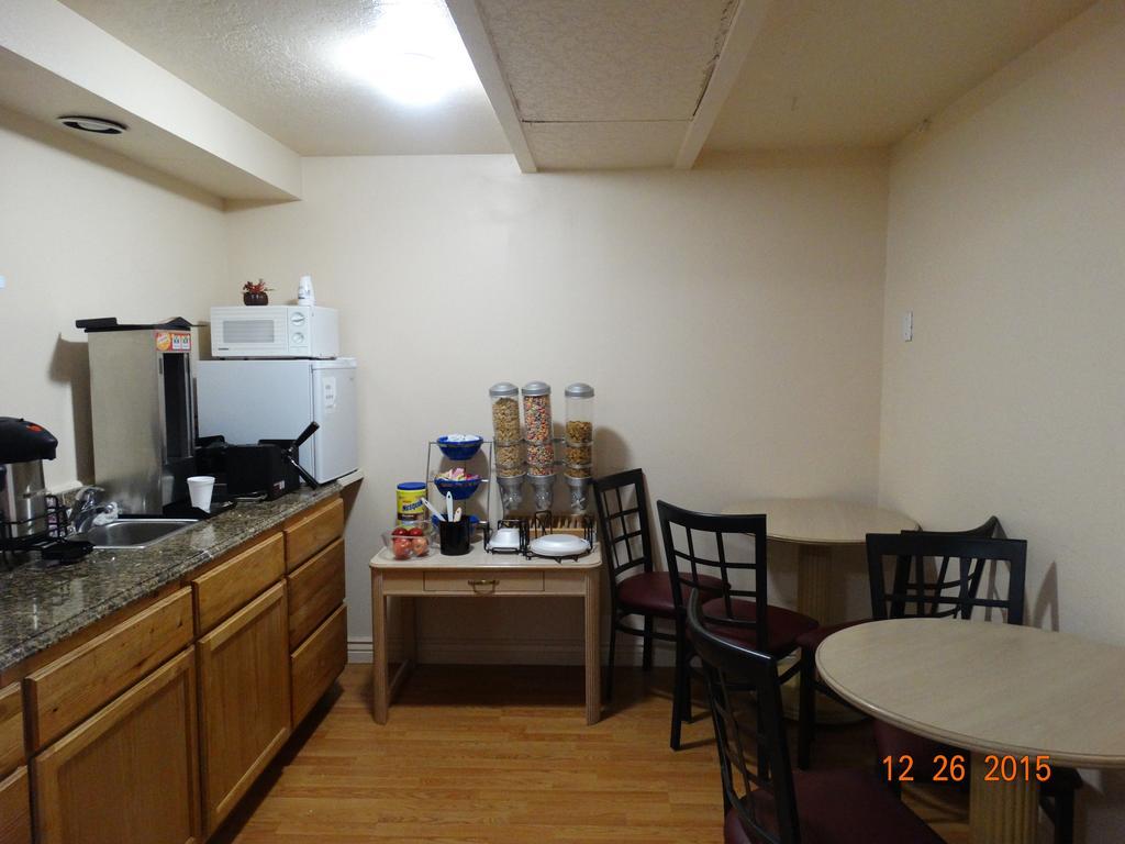 Budget Motel Delta Екстериор снимка