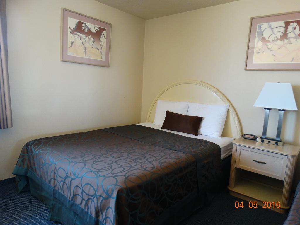 Budget Motel Delta Екстериор снимка