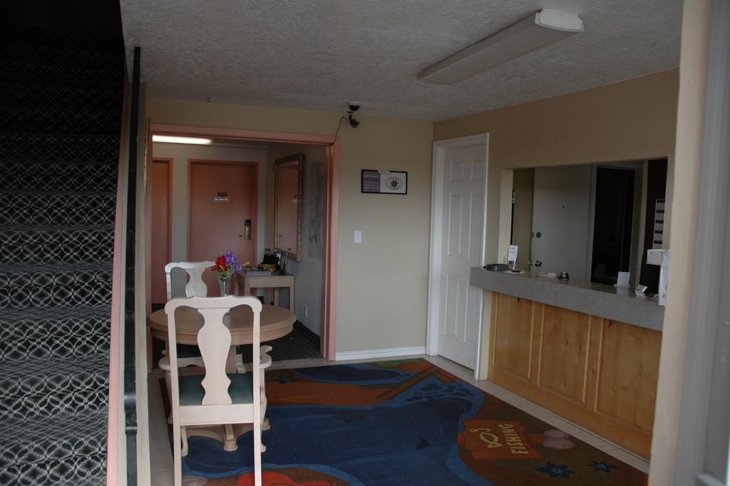 Budget Motel Delta Екстериор снимка